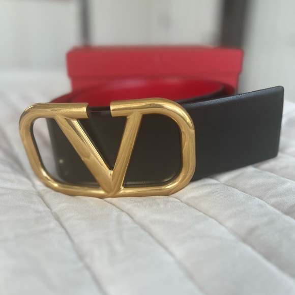 Valentino Garavani reversible vlogo signature belt women 95mm. - Picture 2 of 7